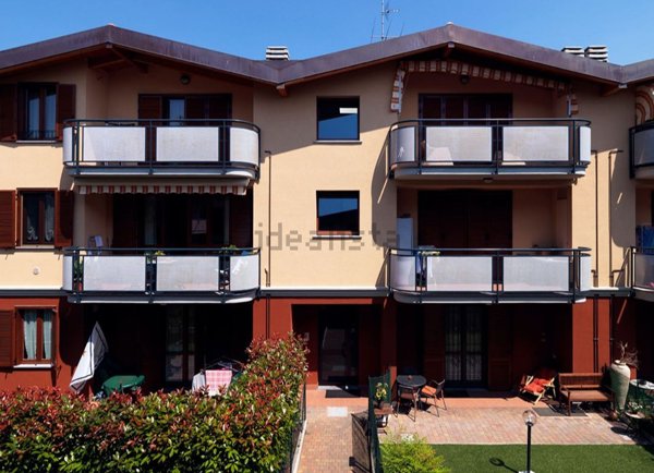 appartamento in vendita a Rovellasca