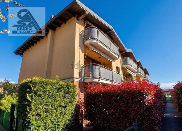 appartamento in vendita a Rovellasca