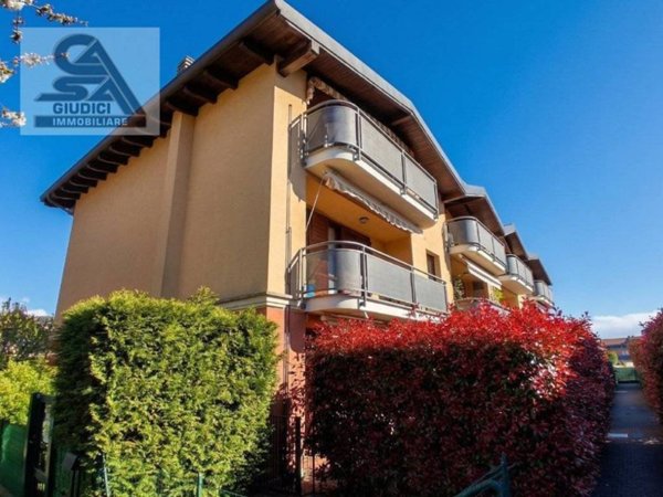 appartamento in vendita a Rovellasca