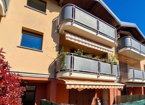 appartamento in vendita a Rovellasca