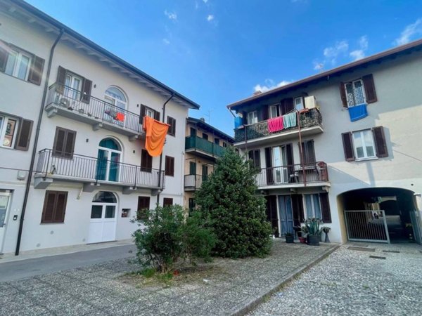 appartamento in vendita a Rovellasca