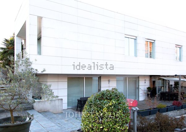 casa indipendente in vendita a Rovellasca