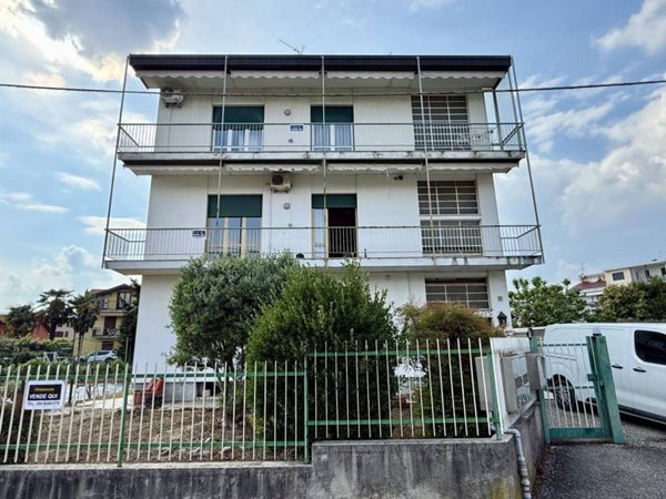 appartamento in vendita a Rovellasca