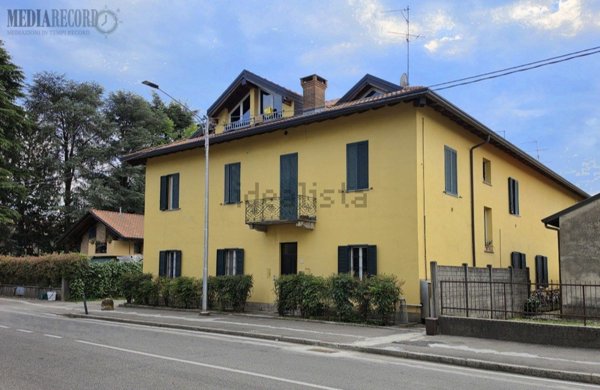 appartamento in vendita a Rovellasca