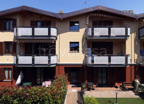 appartamento in vendita a Rovellasca