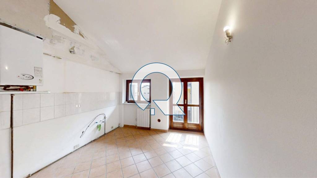 appartamento in vendita a Rovellasca in zona Manera