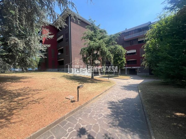 appartamento in vendita a Rovellasca