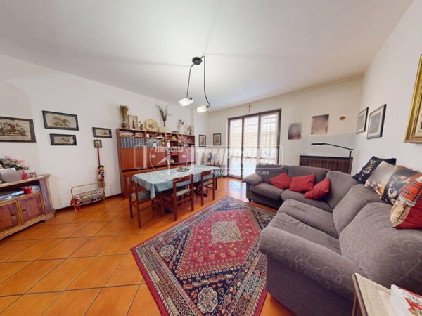 appartamento in vendita a Rovellasca