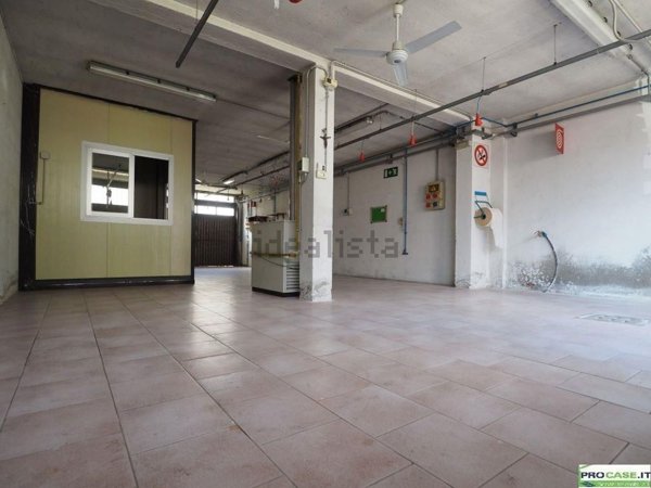 casa semindipendente in vendita a Rovello Porro