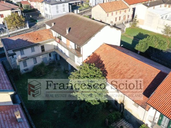 casa indipendente in vendita a Rovello Porro