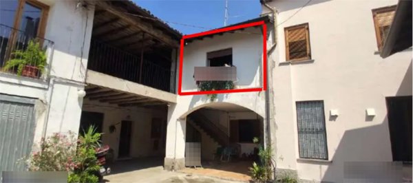 appartamento in vendita a Rovello Porro