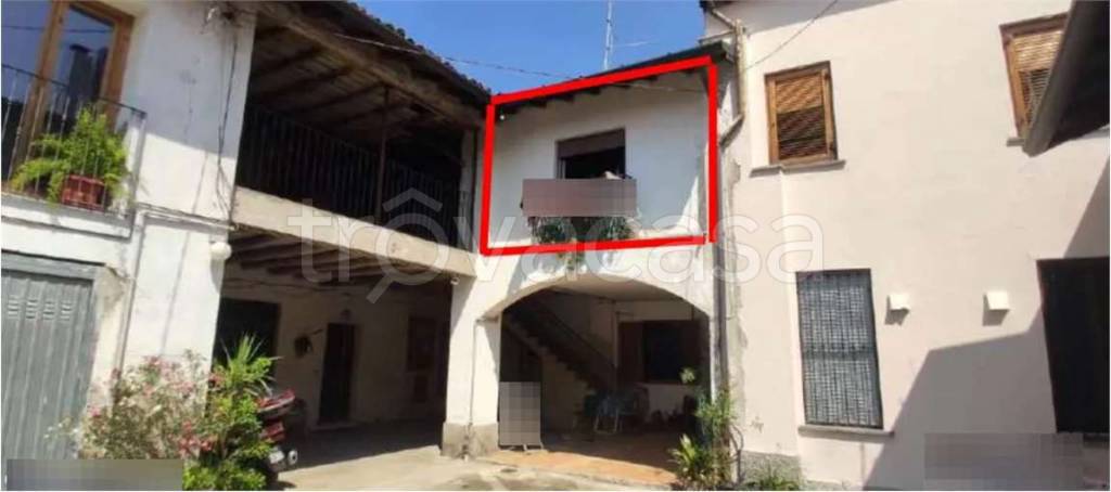 appartamento in vendita a Rovello Porro