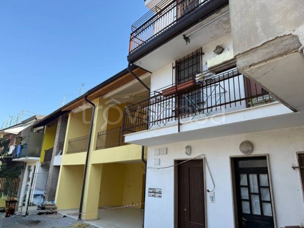 appartamento in vendita a Rovello Porro