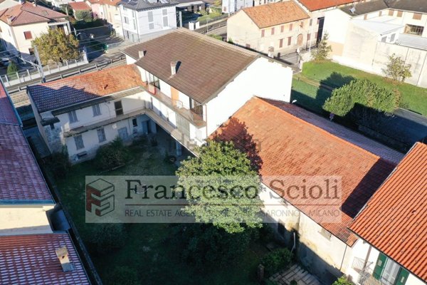 casa indipendente in vendita a Rovello Porro