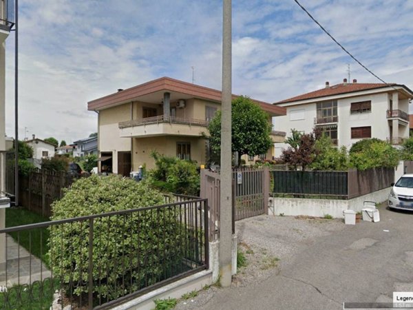 appartamento in vendita a Rovello Porro