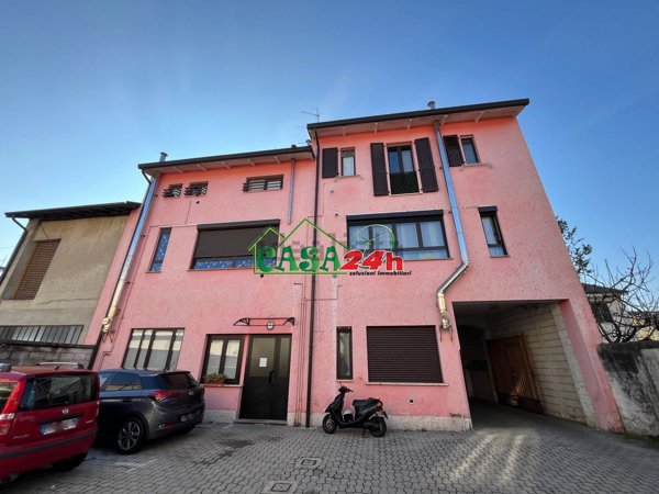 appartamento in vendita a Rovello Porro