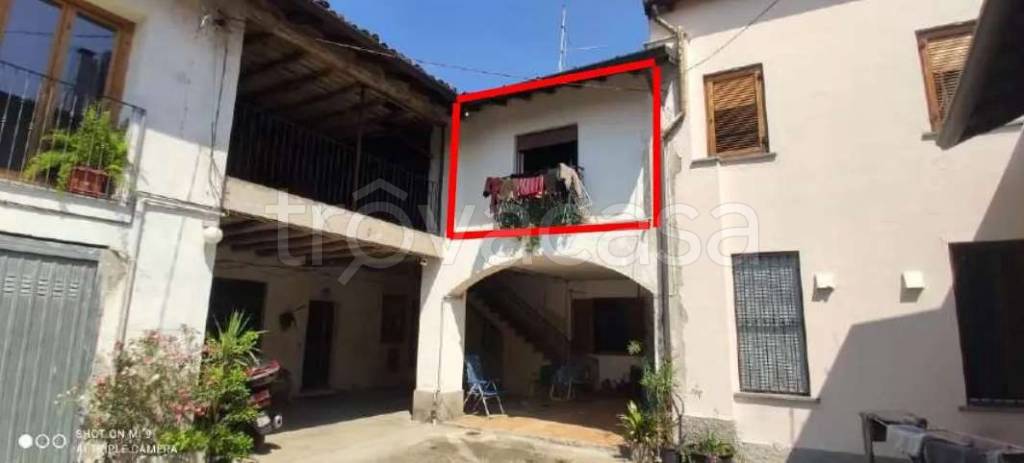appartamento in vendita a Rovello Porro