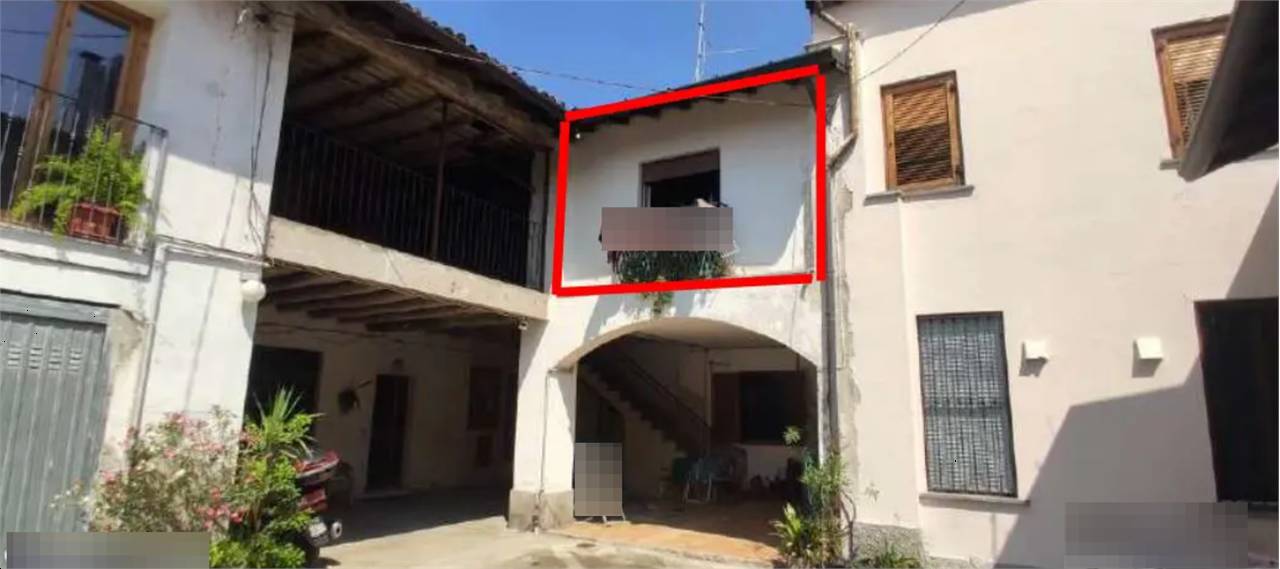 appartamento in vendita a Rovello Porro
