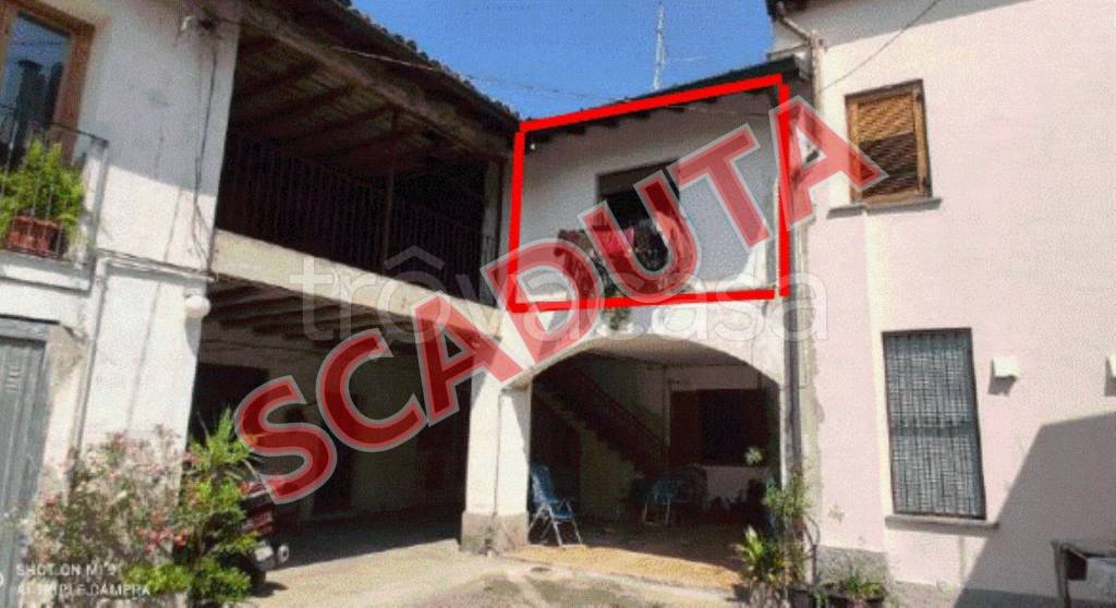 appartamento in vendita a Rovello Porro