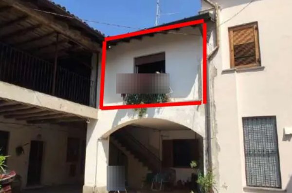 appartamento in vendita a Rovello Porro