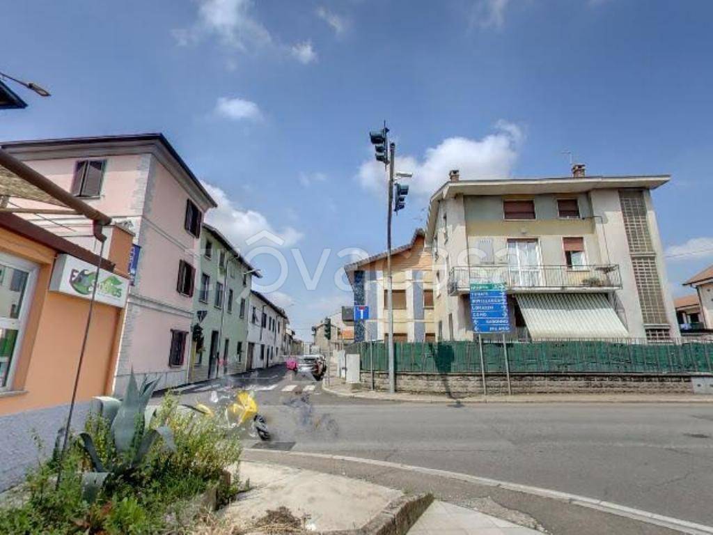 appartamento in vendita a Rovello Porro