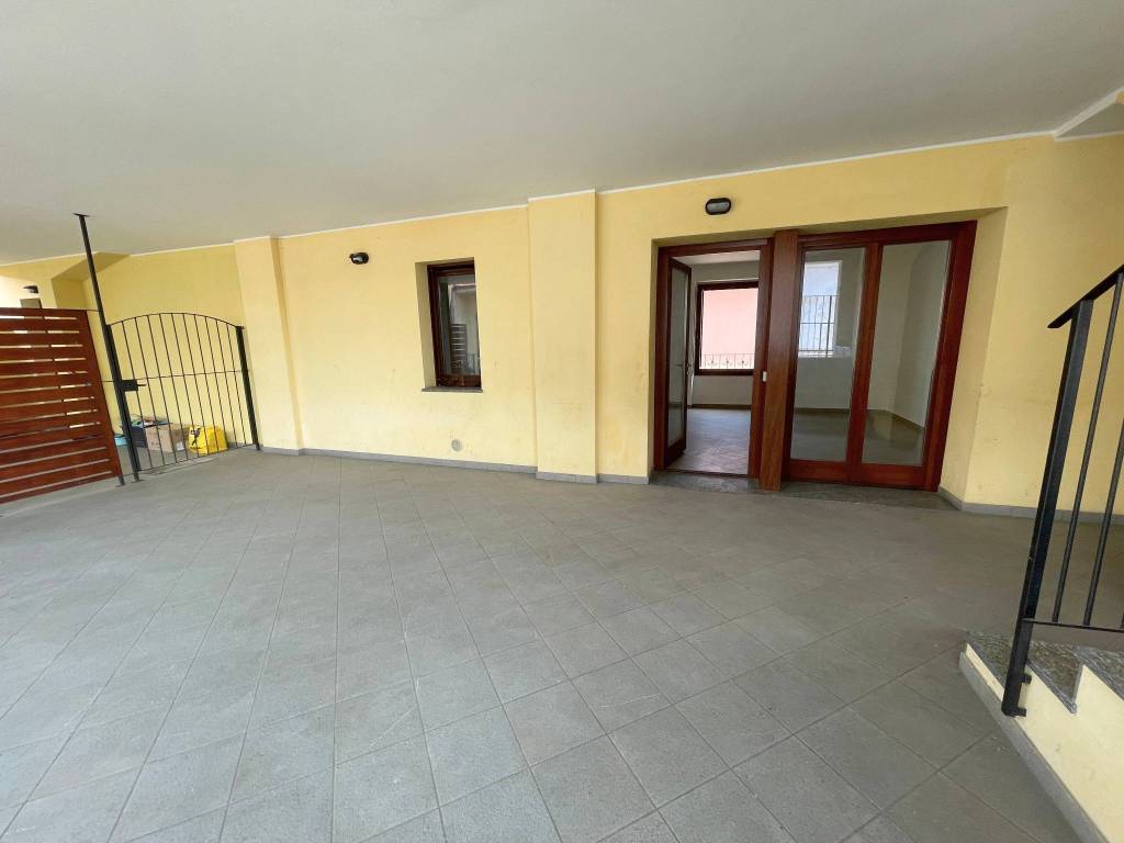 appartamento in vendita a Rovello Porro