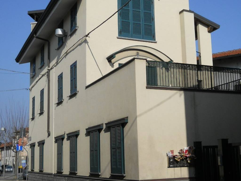 appartamento in vendita a Rovello Porro