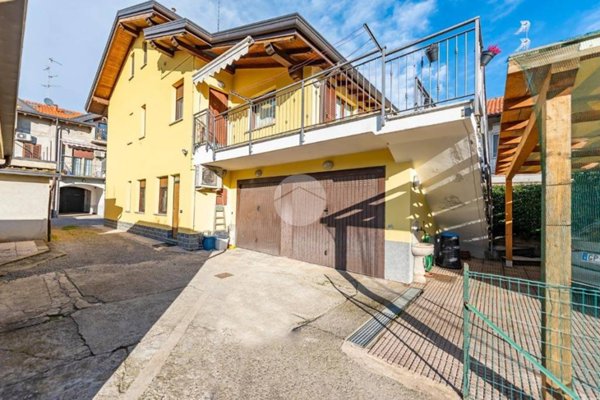 casa indipendente in vendita a Rovello Porro