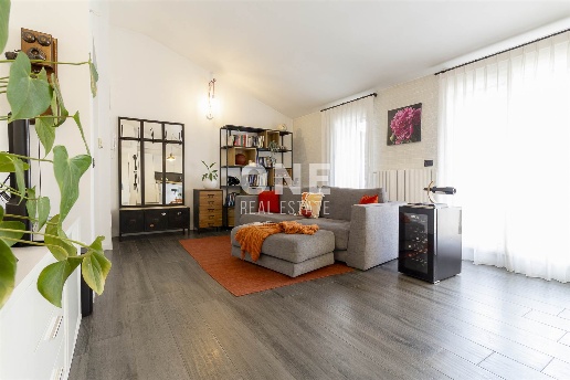 appartamento in vendita a Rovello Porro