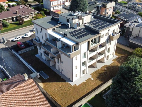 appartamento in vendita a Rovello Porro