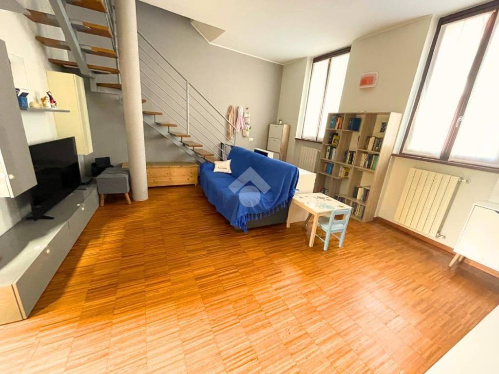 appartamento in vendita a Rovello Porro