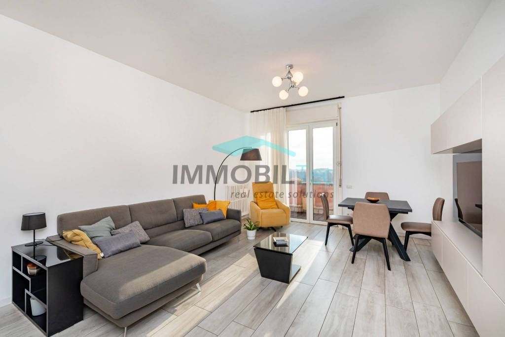 appartamento in vendita a Rovello Porro