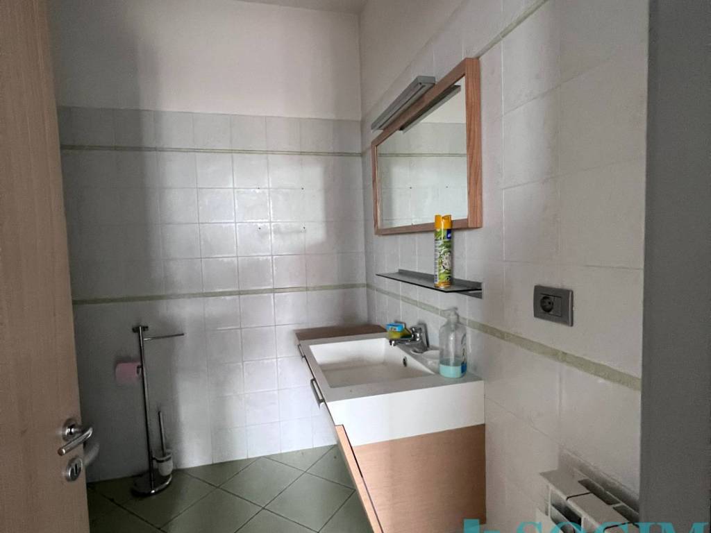 ufficio in vendita a Rovello Porro