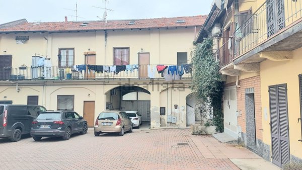 appartamento in vendita a Rovello Porro