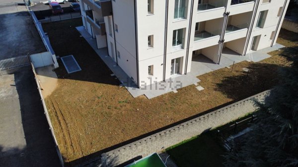 appartamento in vendita a Rovello Porro