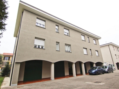 appartamento in vendita a Rovello Porro