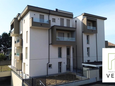 appartamento in vendita a Rovello Porro