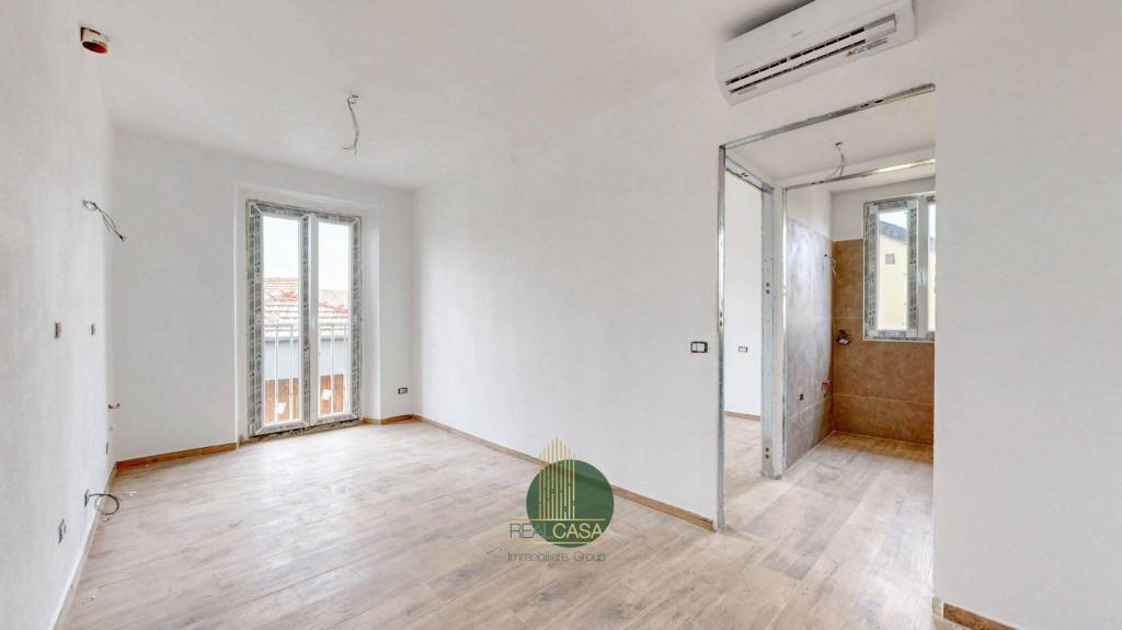 appartamento in vendita a Rovello Porro