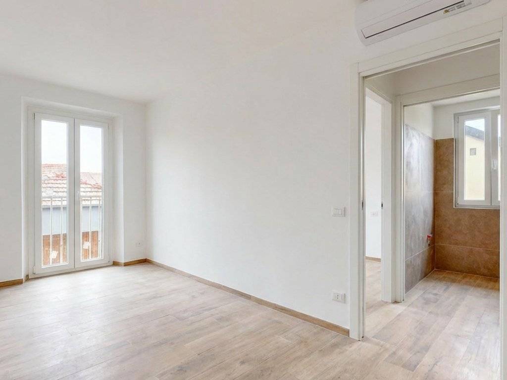 appartamento in vendita a Rovello Porro