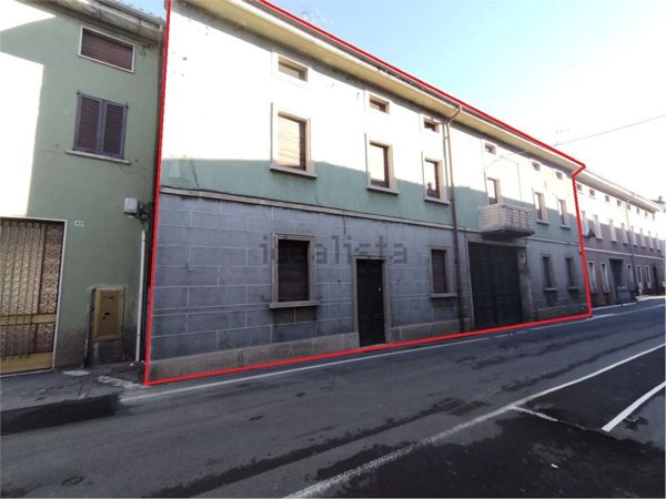 casale in vendita a Rovello Porro