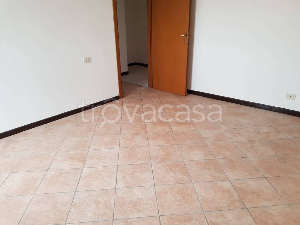 appartamento in vendita a Rovello Porro