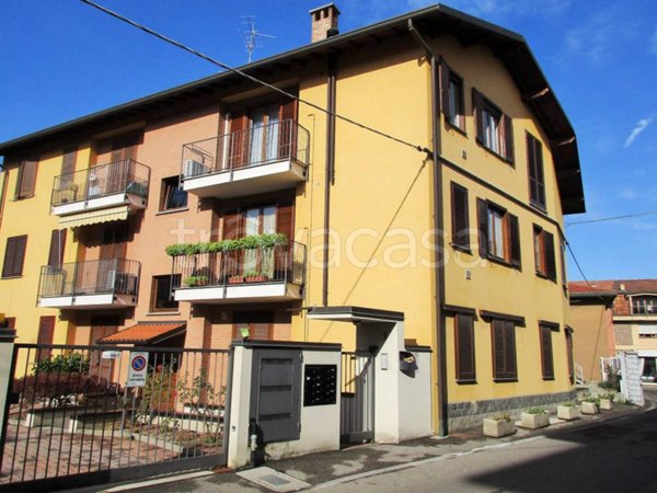 appartamento in vendita a Rovello Porro