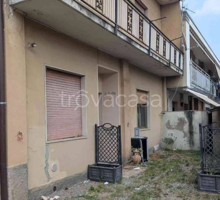 appartamento in vendita a Rovello Porro