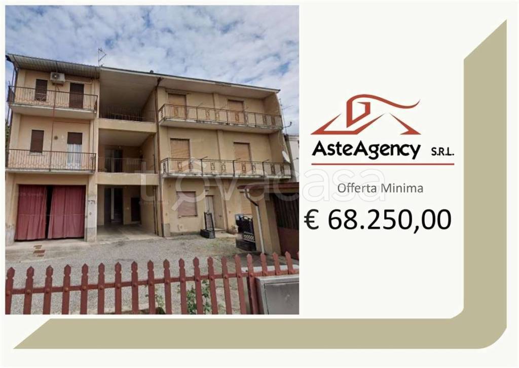 appartamento in vendita a Rovello Porro