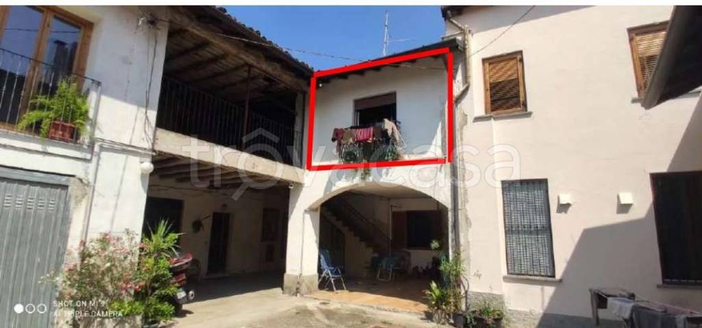 casa indipendente in vendita a Rovello Porro