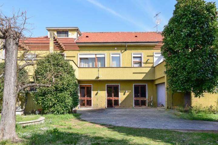 casa indipendente in vendita a Rovello Porro