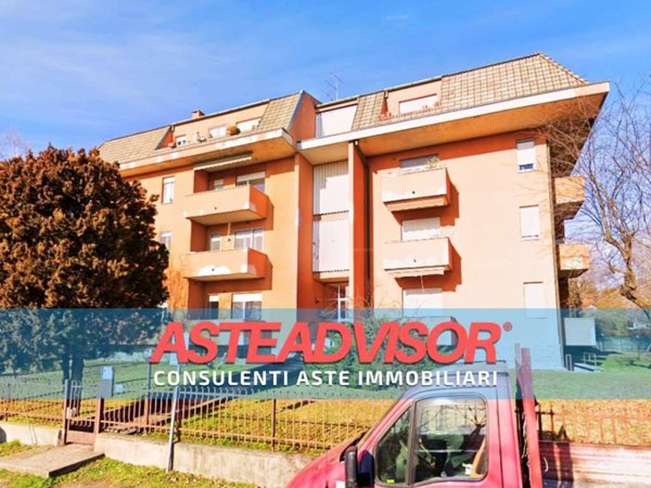 appartamento in vendita a Rovello Porro