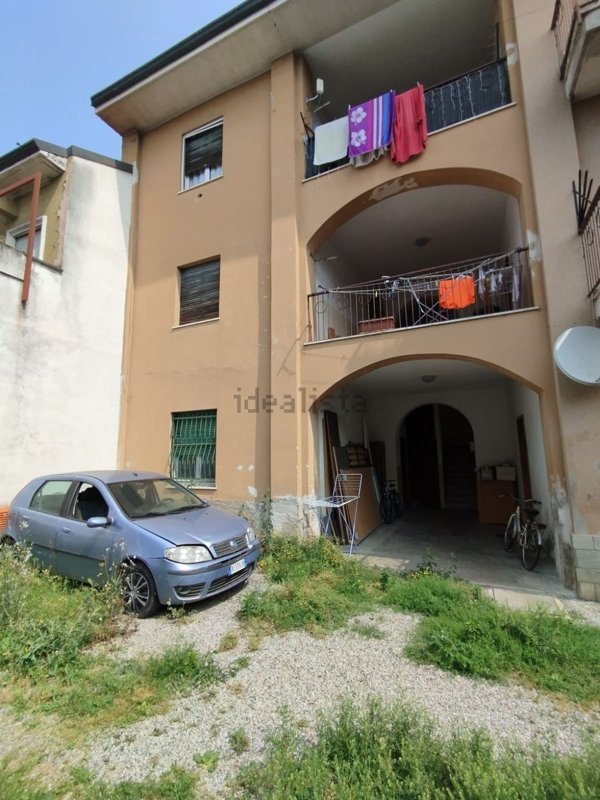 appartamento in vendita a Rovello Porro