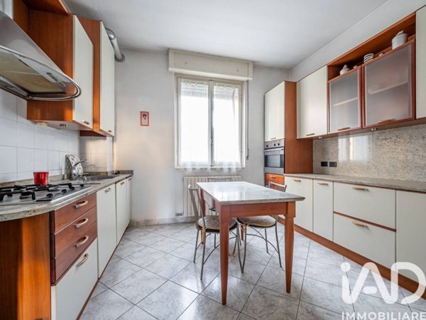 appartamento in vendita a Rovello Porro