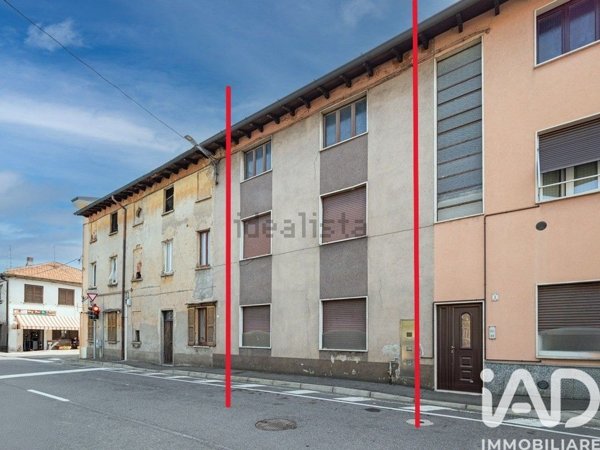 casa indipendente in vendita a Rovello Porro